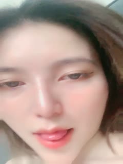 Gái xinh show hàng khủng vú bự, mông căng đét